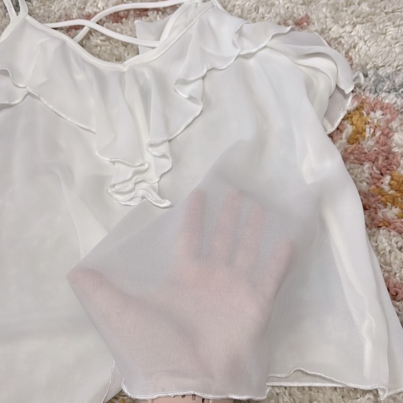 Sheer ruffle tank - Picture 4 of 4